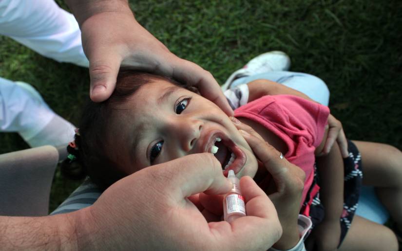 MINSA ya vacunó a 124 mil menores contra la polio Managua. Radio La Primerísima