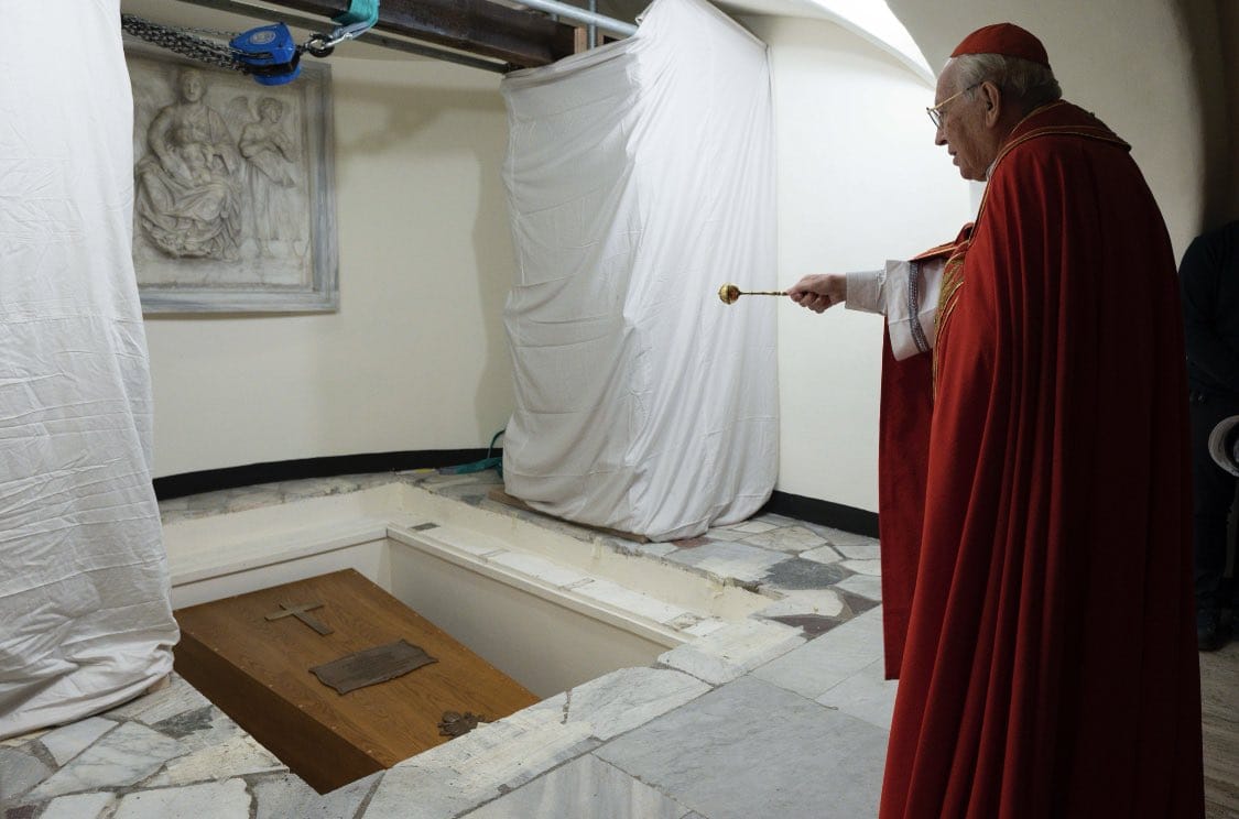 Histórico funeral de Benedicto XVI Ciudad del Vaticano. Excélsior
