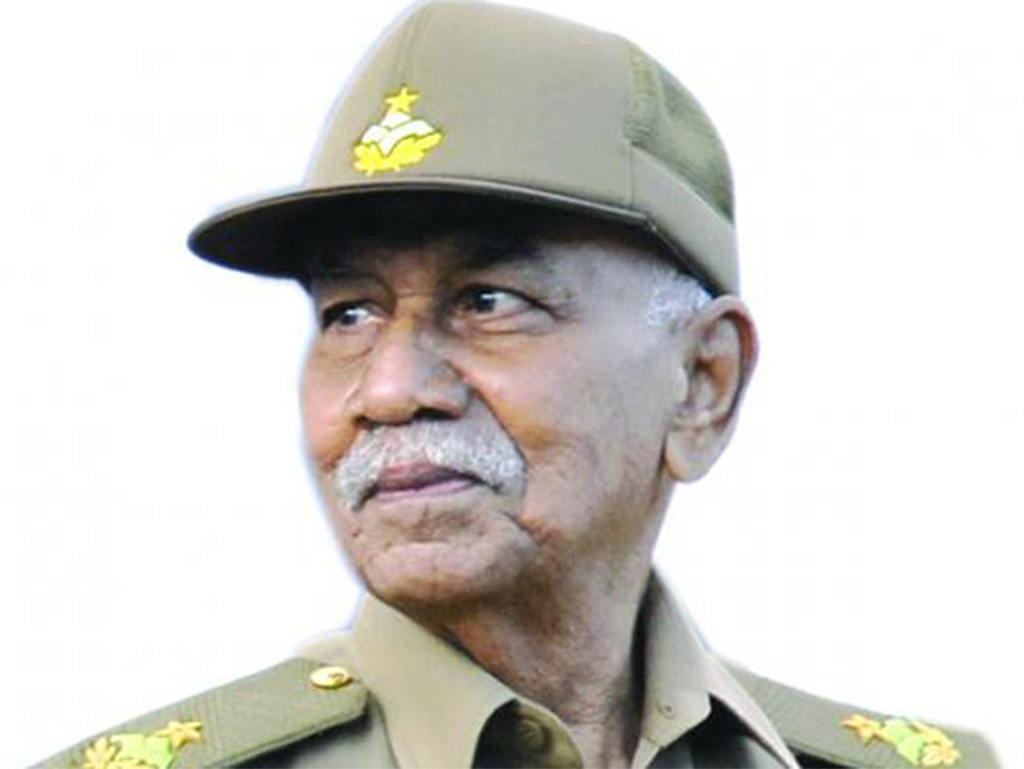 Cubanos homenajean a legendario comandante guerrillero Juan Almeida La Habana. Prensa Latina