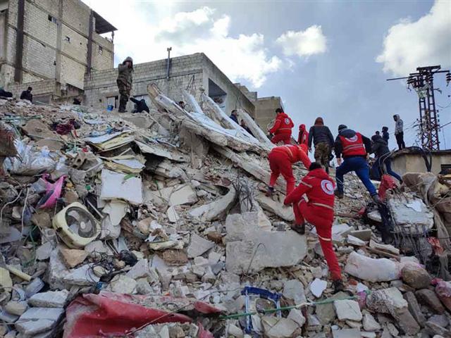 Rusia entrega ayuda a afectados por terremotos en Siria Moscú. Prensa Latina